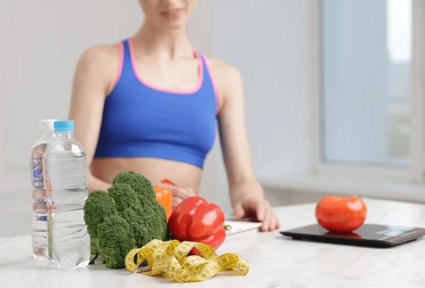 Rybelsus weight loss tablets on a white marble surface for effective appetite control